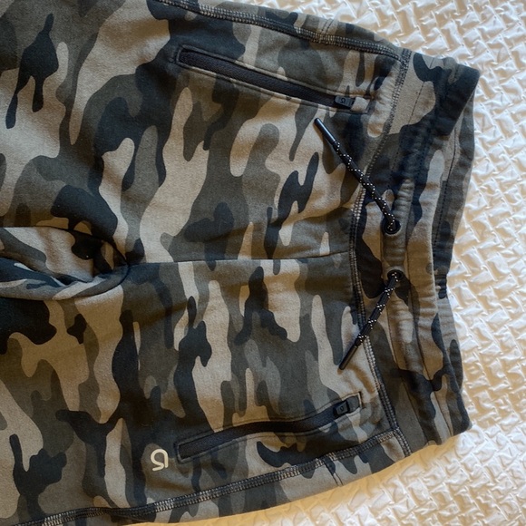 Gap Kids Joggers Camo Size M (8) - Picture 3 of 4